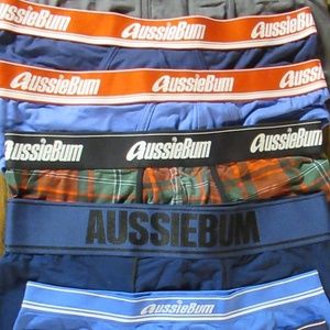 8 pairs of Aussiebum Boxer Briefs XL